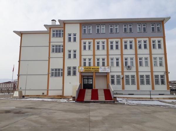 Kanuni Mesleki ve Teknik Anadolu Lisesi Fotoğrafı